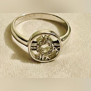 Women’s Roman Numerals silver ring 925 size 8